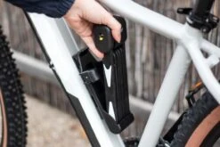 RAVE Folding Lock Ultimate Pro 8 With Key Incl. Holder - Length 95 Cm -Bicycle Supplies R100108 RAVE Faltschloss Ultimate Pro 8 2 1280x1280