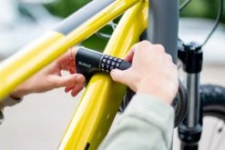 RAVE Spiral Lock 2 In 1 Pro 5 - Combination Lock Incl. 2 Keys - 120 Cm / 15 Mm -Bicycle Supplies R100125 Spiralschloss 2 in 1 3 1280x1280